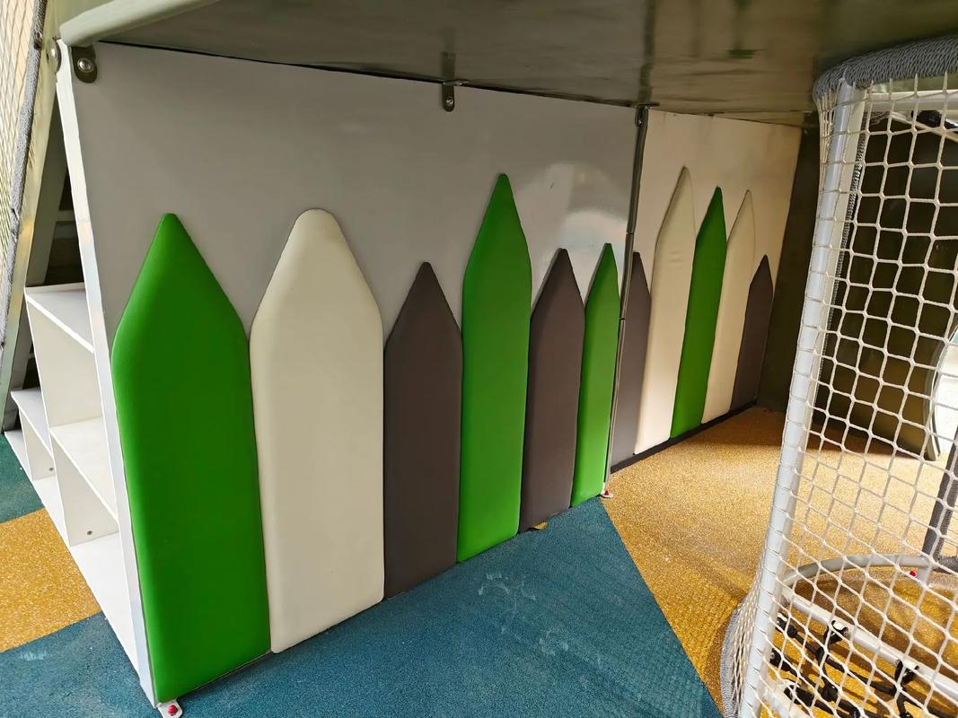 中山遠洋天著架空層小非標康體設施全面竣工，搖馬、蹺蹺板與健身設備完善社區活力空間